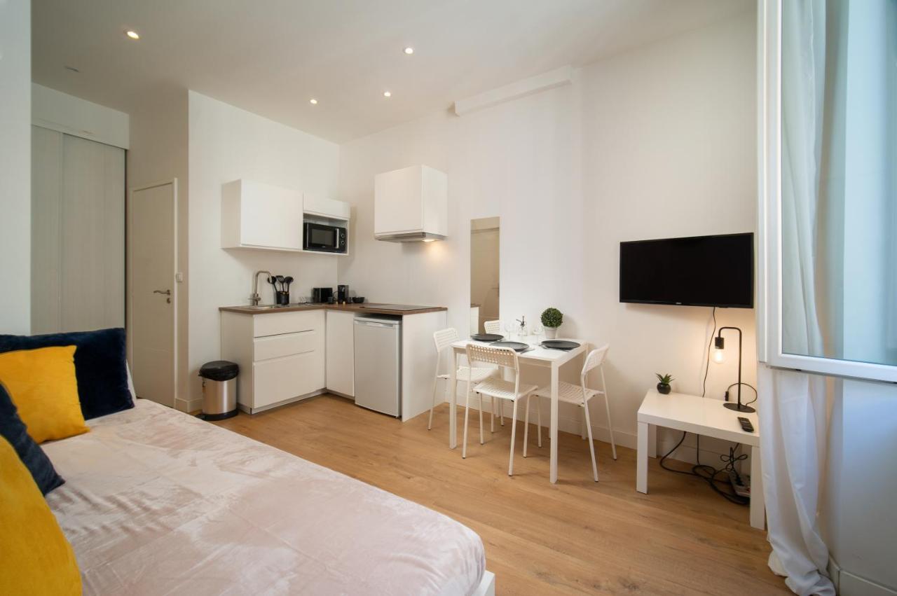Appartement Au Coeur De Marseille Vieux Port Luaran gambar