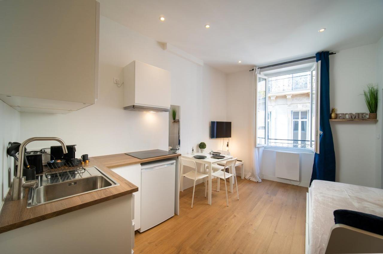 Appartement Au Coeur De Marseille Vieux Port Luaran gambar